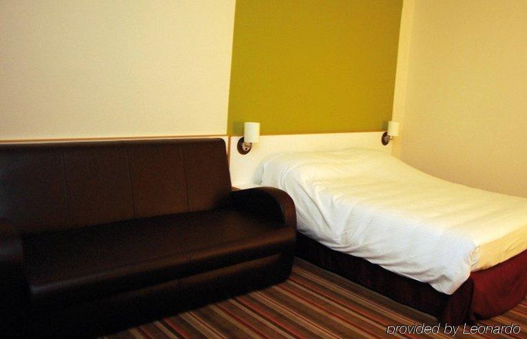 Hampton'S Hotel Namur Wepion Room photo