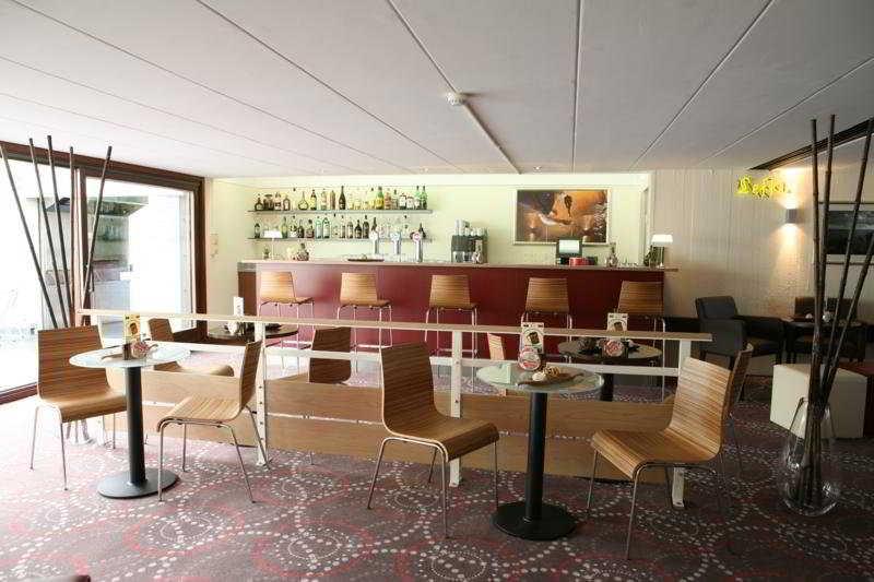 Hampton'S Hotel Namur Wepion Exterior photo